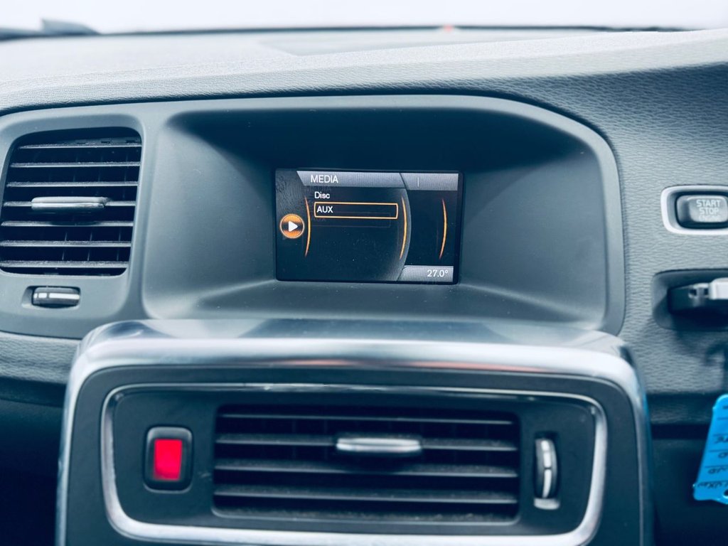 Used Volvo V60 2012 for sale - 77451470: Photo 41