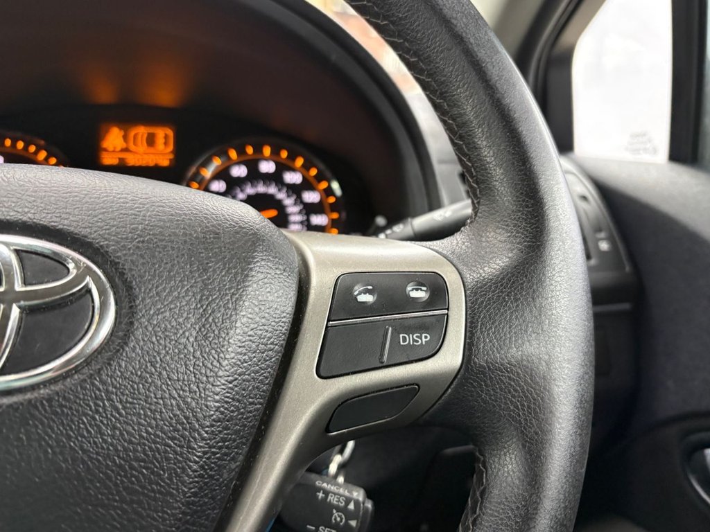 Used Toyota Avensis 2011 for sale - 77572326: Photo 12