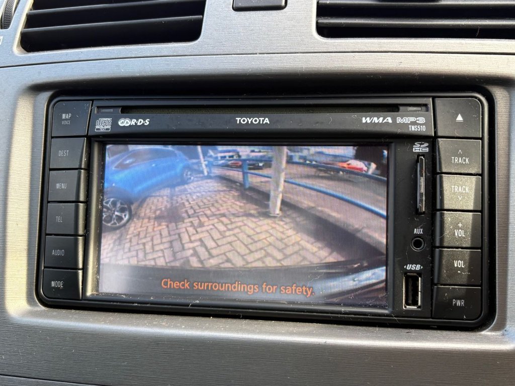 Used Toyota Avensis 2011 for sale - 77572326: Photo 2