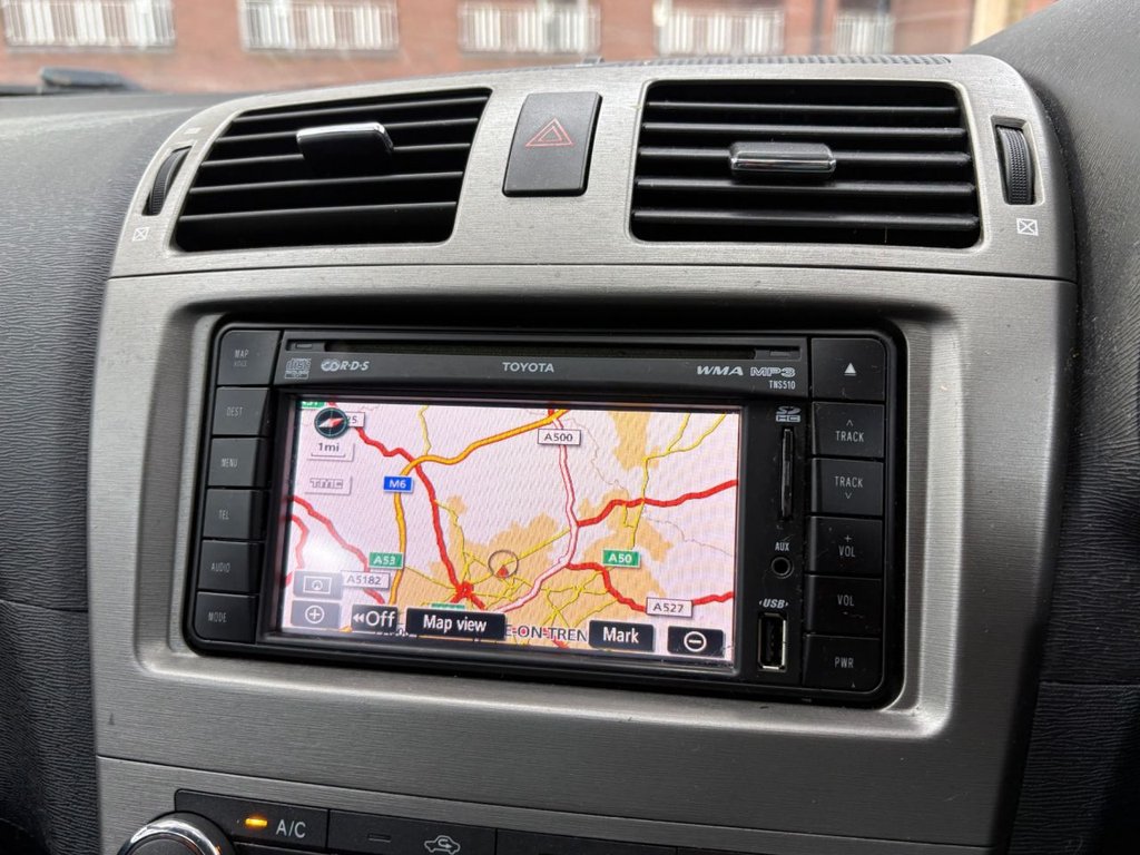 Used Toyota Avensis 2011 for sale - 77572326: Photo 9