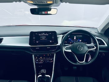 Used Volkswagen T-Roc 2022 for sale - 79233492: Photo