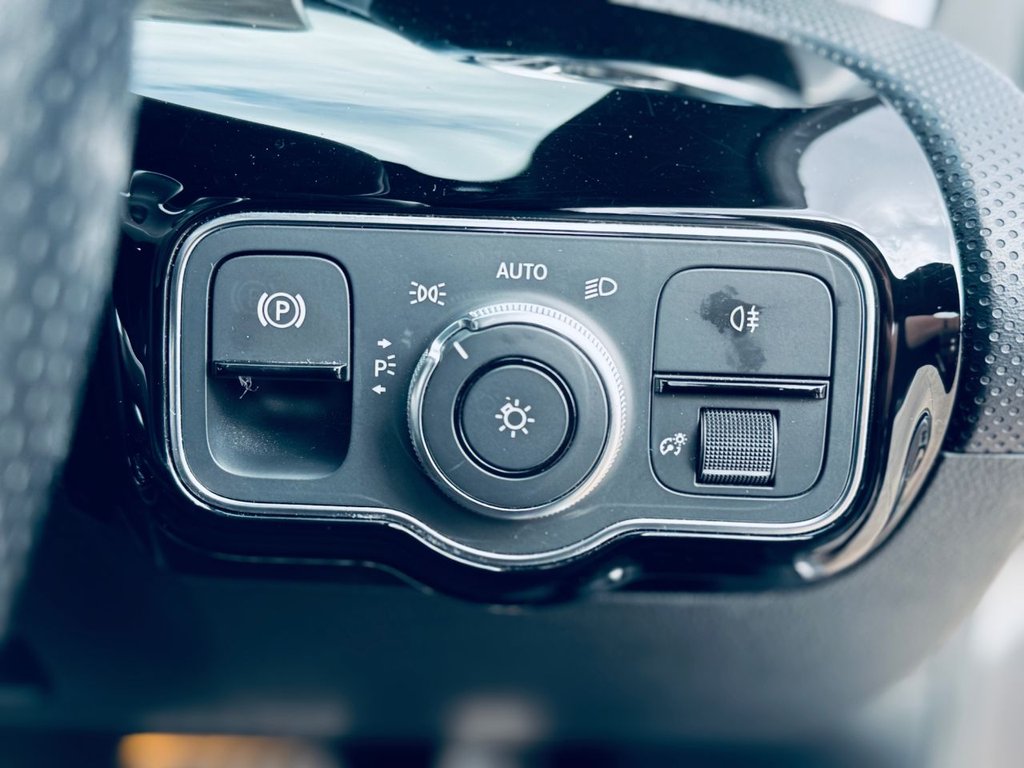 Used Mercedes-Benz A-Class 2018 for sale - 78030541: Photo 22