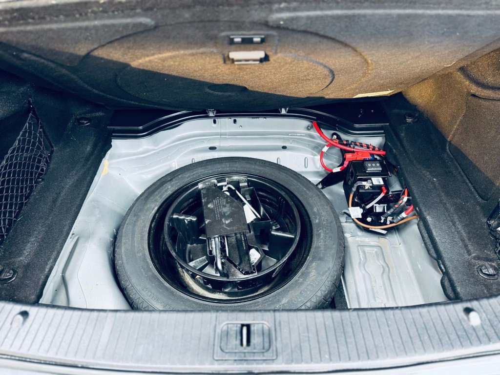 Used Mercedes-Benz E Class 2012 for sale - 77436938: Photo 20