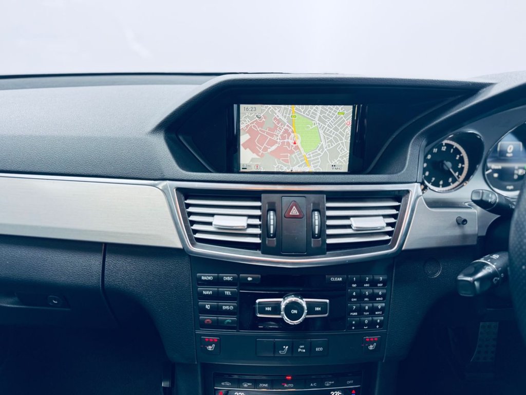 Used Mercedes-Benz E Class 2012 for sale - 77436938: Photo 38