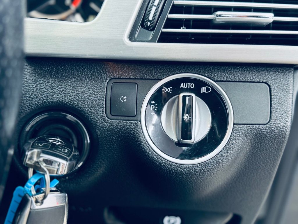 Used Mercedes-Benz E Class 2012 for sale - 77436938: Photo 45