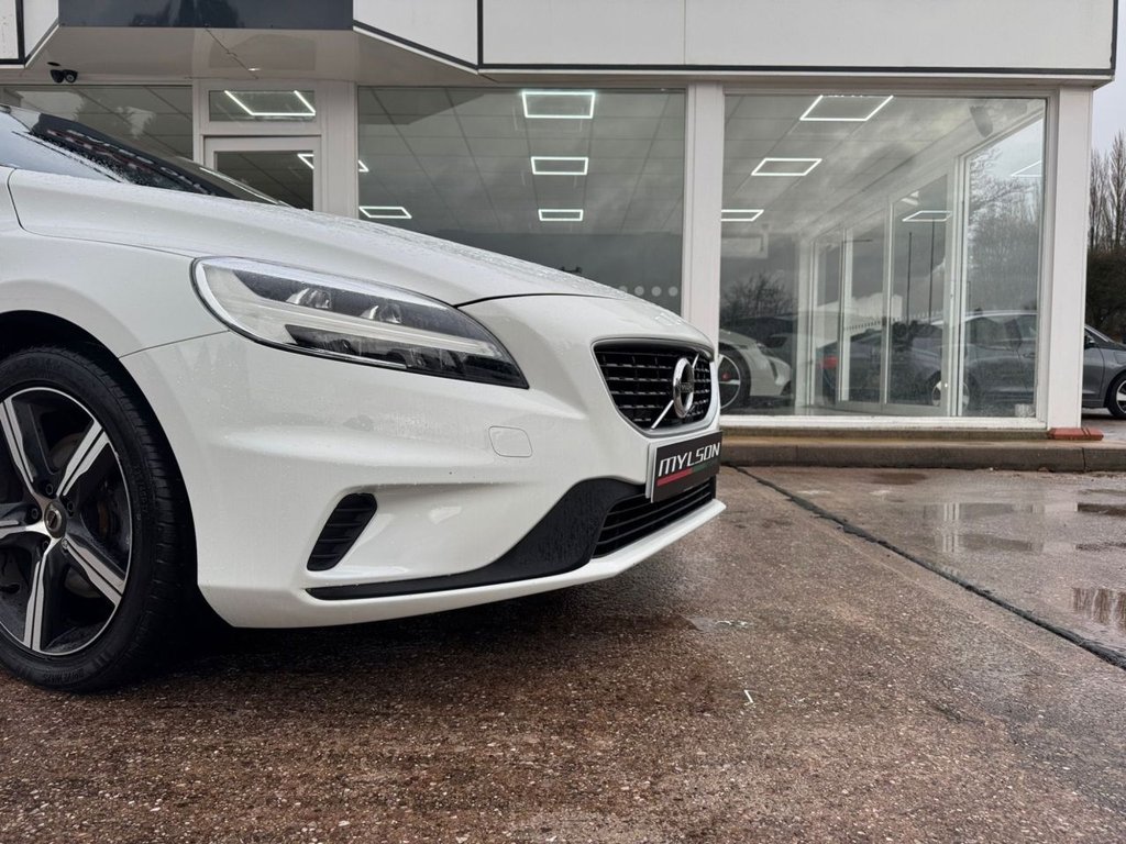 Used Volvo V40 2017 for sale - 77172070: Photo 18