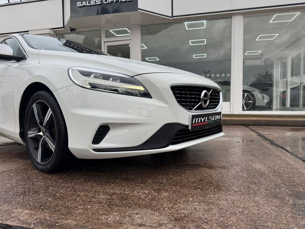 Used Volvo V40 2017 for sale - 77172070: Photo 27