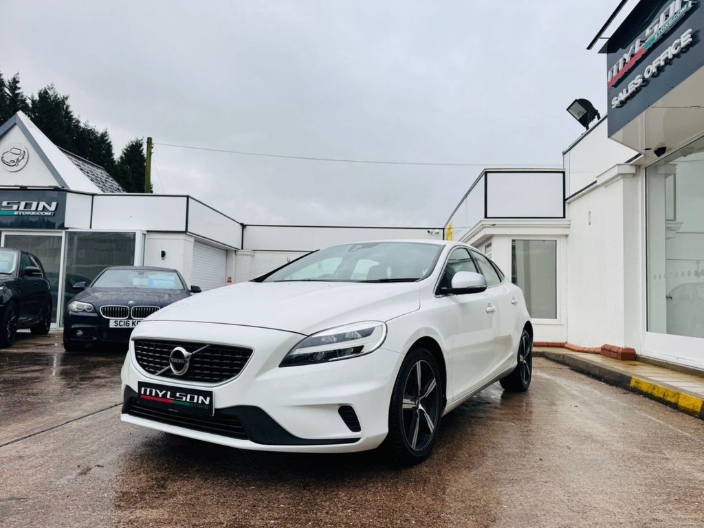 Used Volvo V40 2017 for sale - 77172070: Photo 3