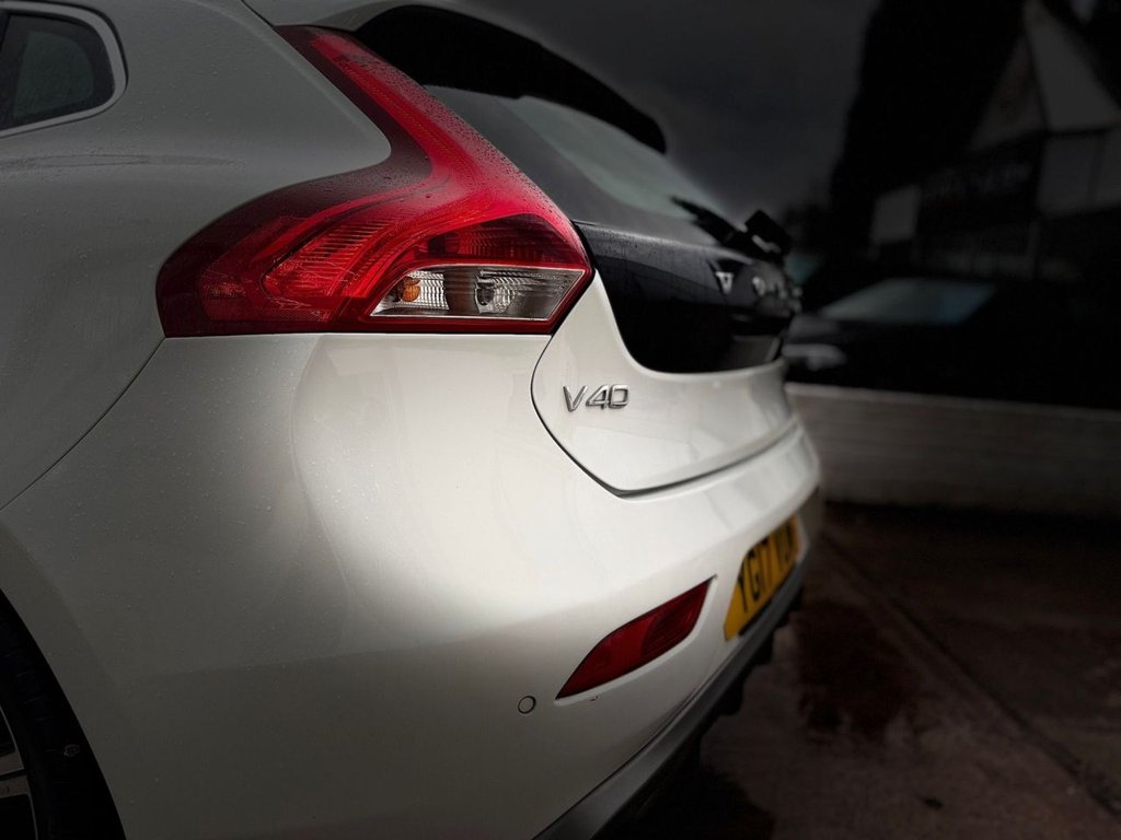 Used Volvo V40 2017 for sale - 77172070: Photo 33