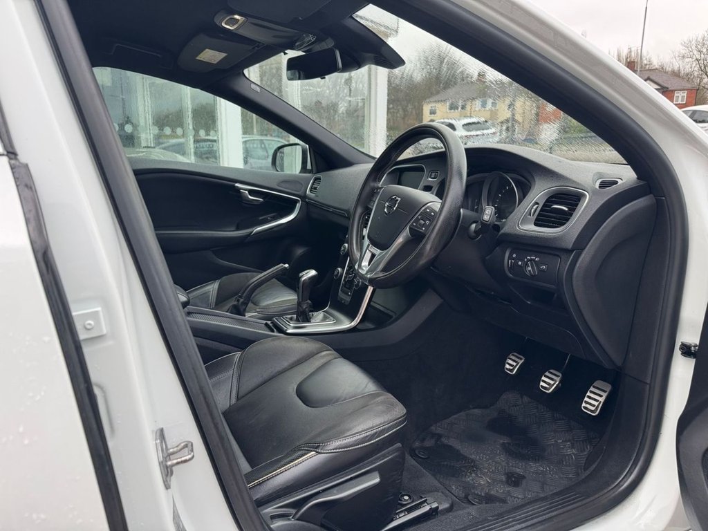 Used Volvo V40 2017 for sale - 77172070: Photo 36