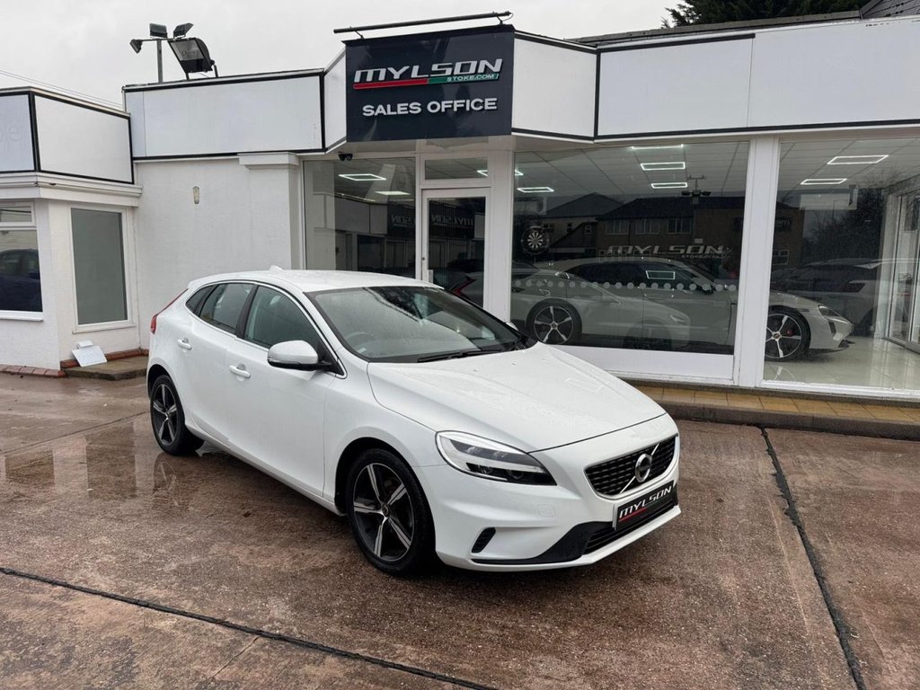 Used Volvo V40 2017 for sale - 77172070: Photo 46