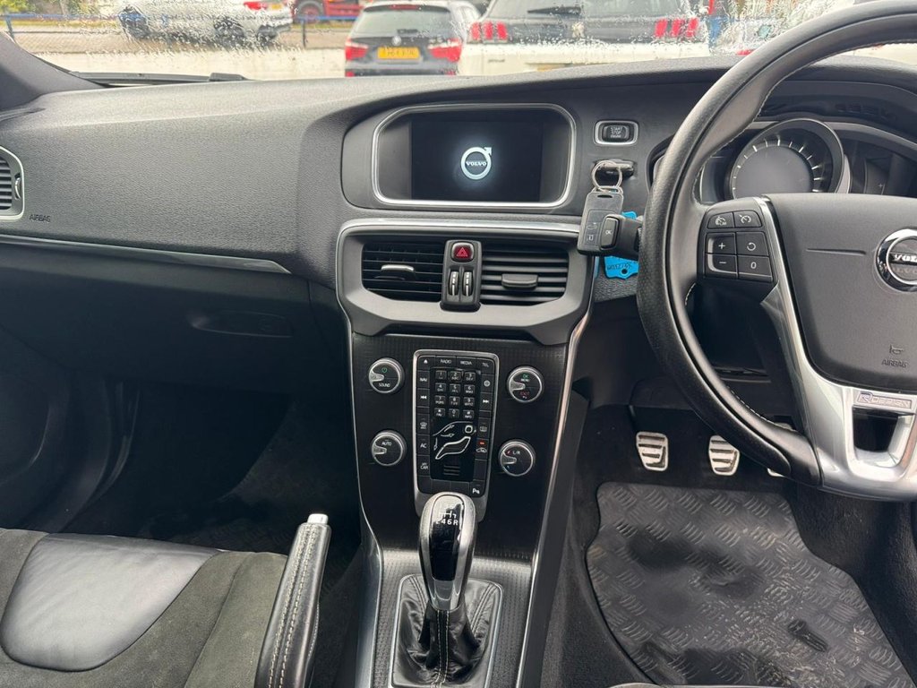 Used Volvo V40 2017 for sale - 77172070: Photo 5