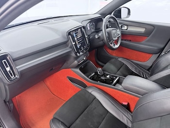 Used Volvo XC40 2021 for sale - 79562890: Photo