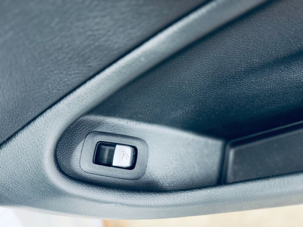 Used Mercedes-Benz C Class 2016 for sale - 77583501: Photo 12