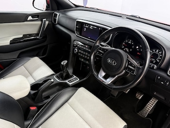 Used Kia Sportage 2021 for sale - 79481738: Photo