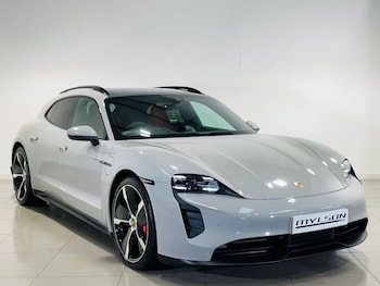 Used Porsche Taycan 2022 for sale - 77341561: Photo