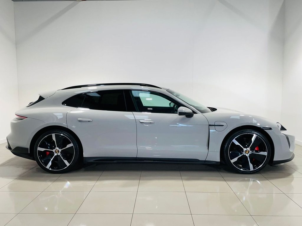 Used Porsche Taycan 2022 for sale - 77341561: Photo 27