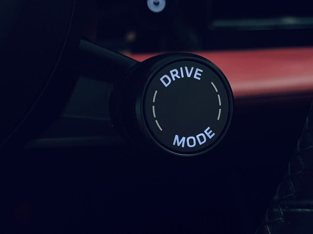 Used Porsche Taycan 2022 for sale - 77341561: Photo 5