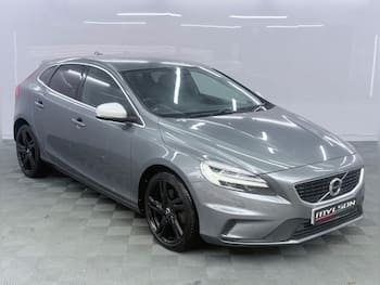 Used Volvo V40 2019 for sale - 79625540: Photo