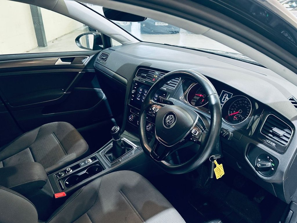 Used Volkswagen Golf 2018 for sale - 77148470: Photo 17