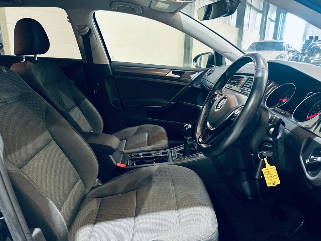 Used Volkswagen Golf 2018 for sale - 77148470: Photo 19