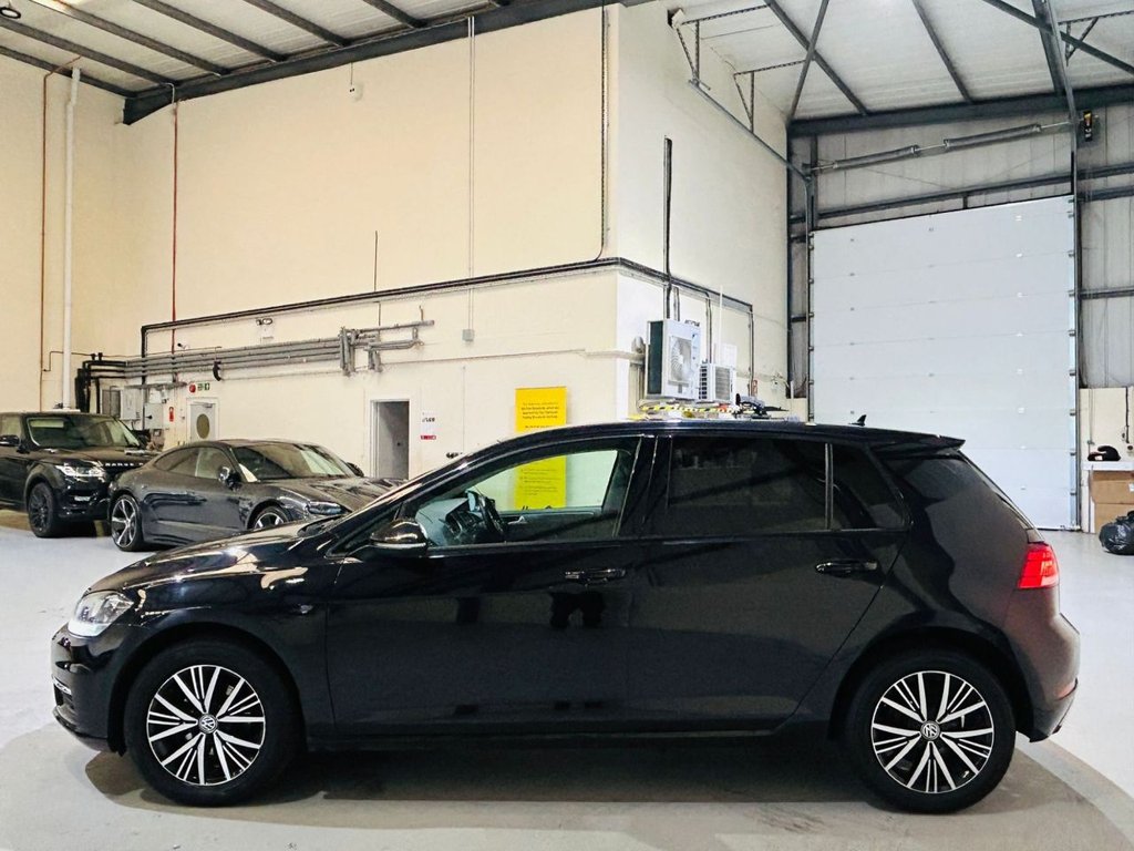 Used Volkswagen Golf 2018 for sale - 77148470: Photo 22