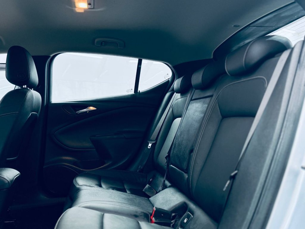 Used Vauxhall Astra 2018 for sale - 77463669: Photo 46