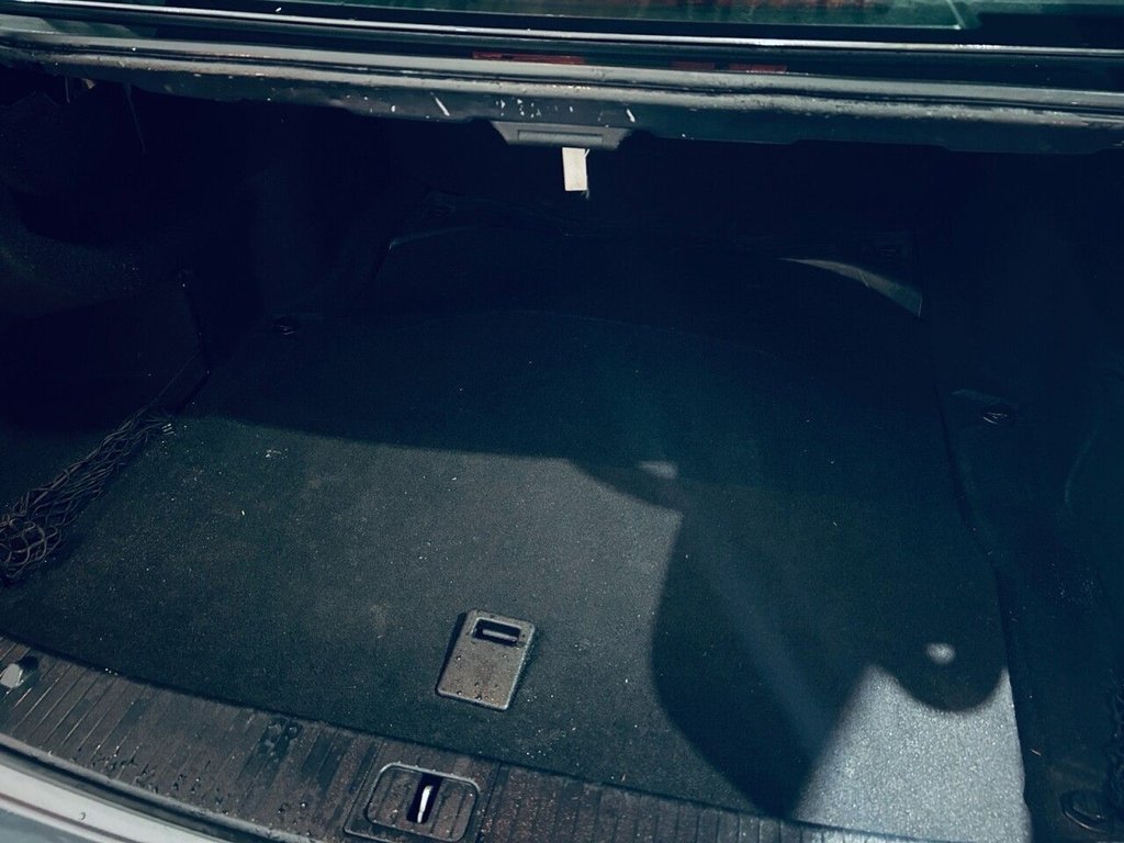 Used Mercedes-Benz E Class 2010 for sale - 77148486: Photo 17