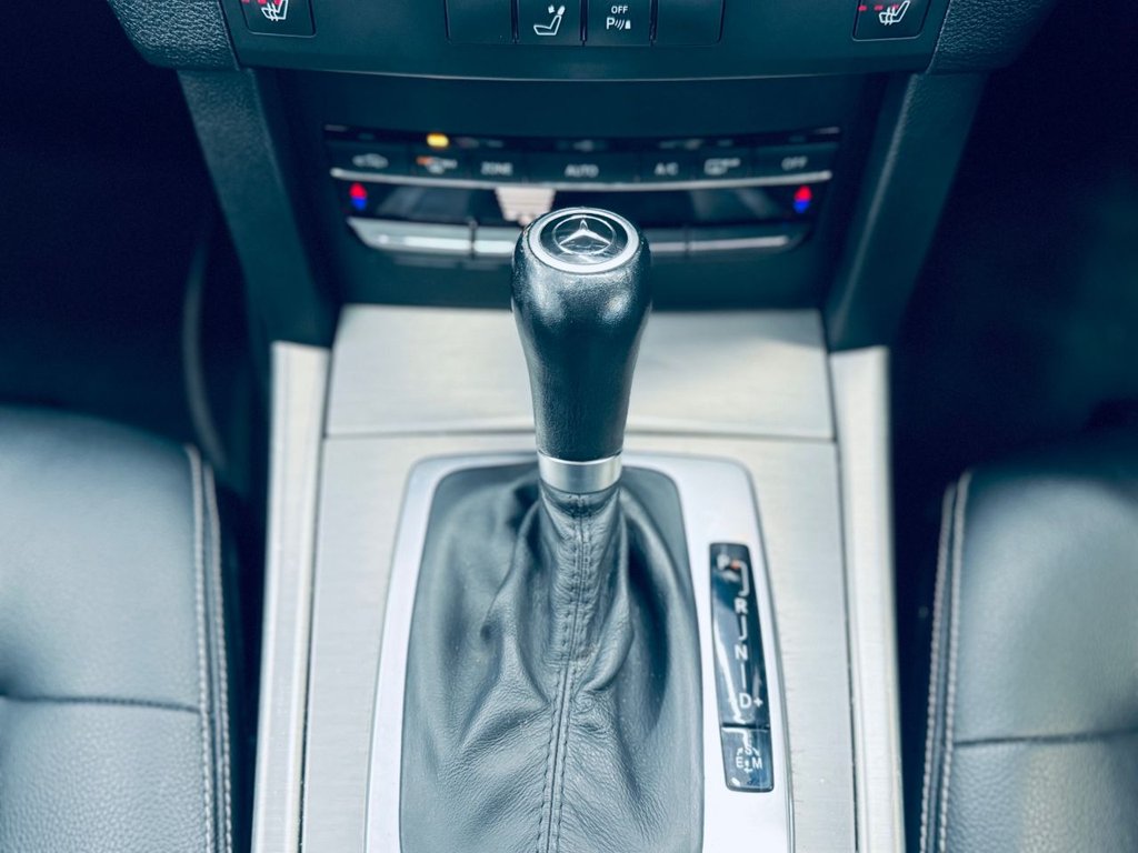 Used Mercedes-Benz E Class 2010 for sale - 77148486: Photo 23