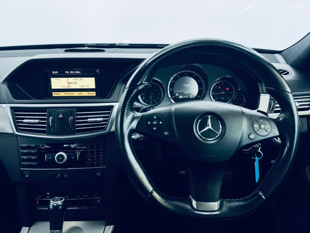 Used Mercedes-Benz E Class 2010 for sale - 77148486: Photo 35