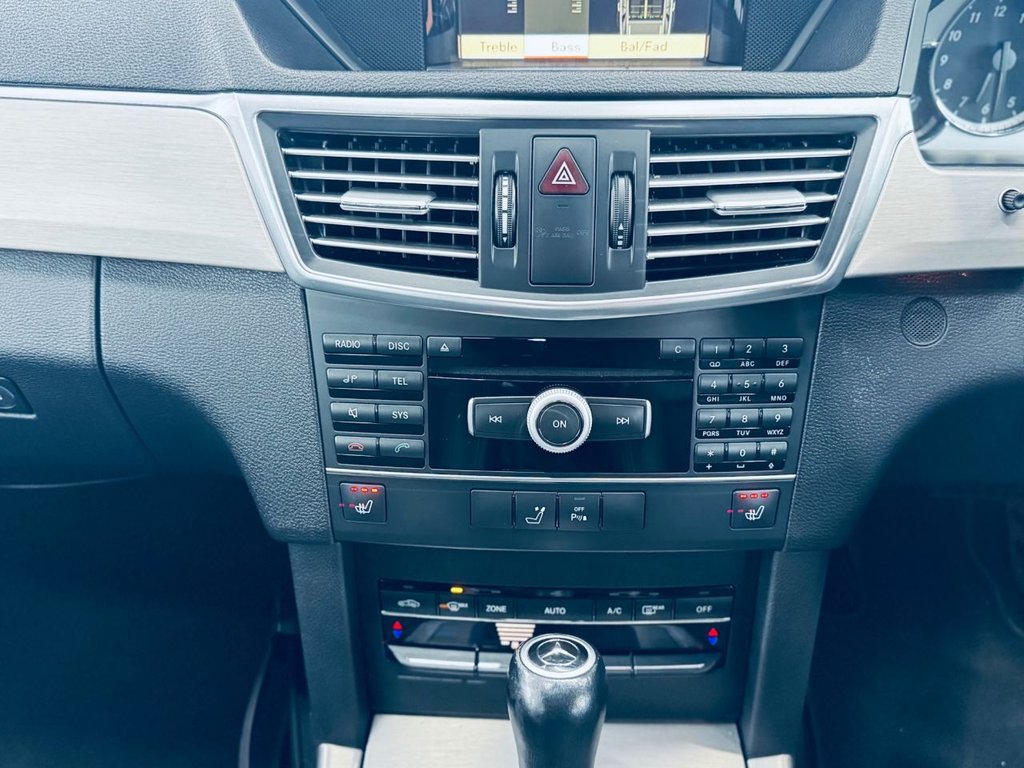 Used Mercedes-Benz E Class 2010 for sale - 77148486: Photo 41