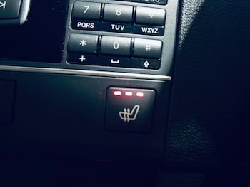 Used Mercedes-Benz E Class 2010 for sale - 77148486: Photo