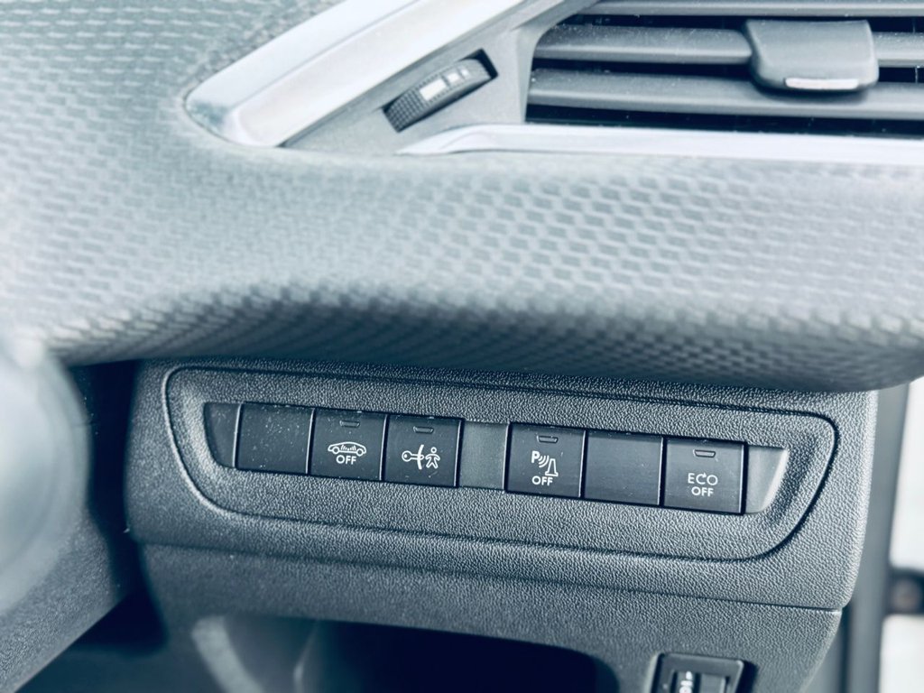 Used Peugeot 2008 2019 for sale - 78074210: Photo 19