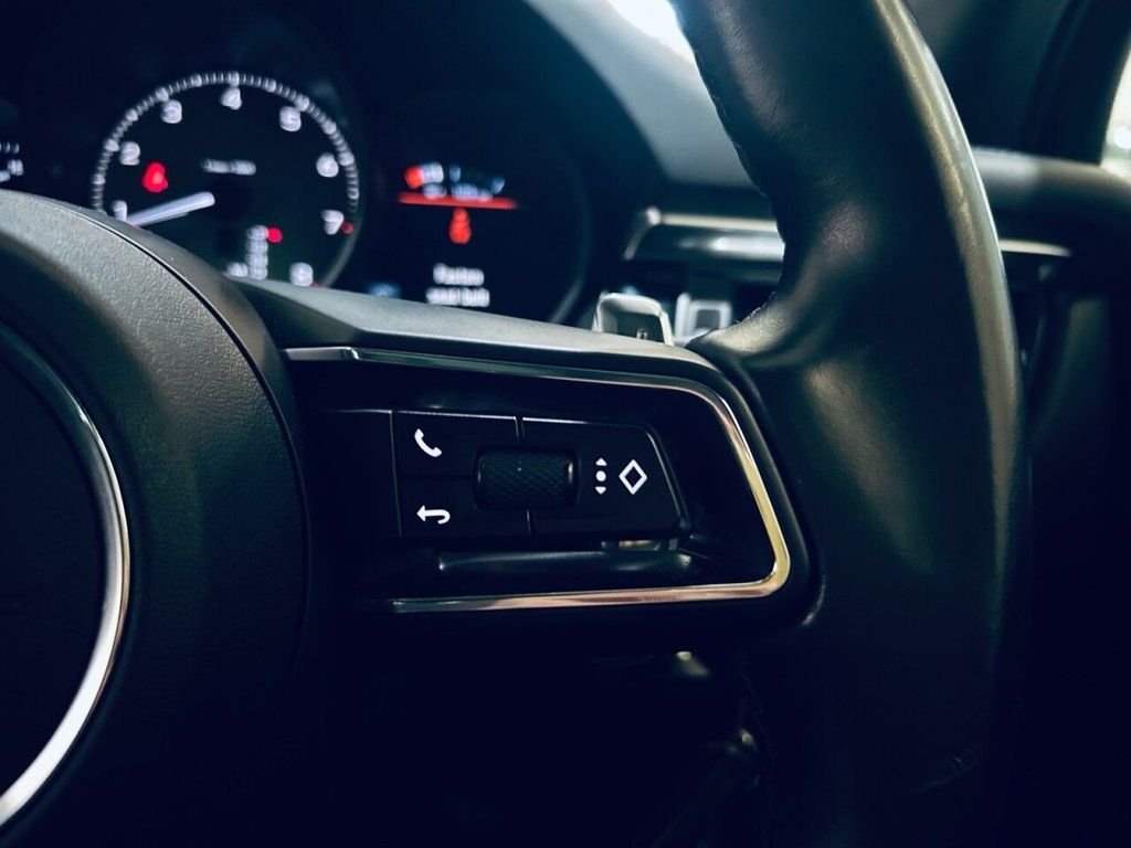 Used Porsche Macan 2022 for sale - 77148465: Photo 20