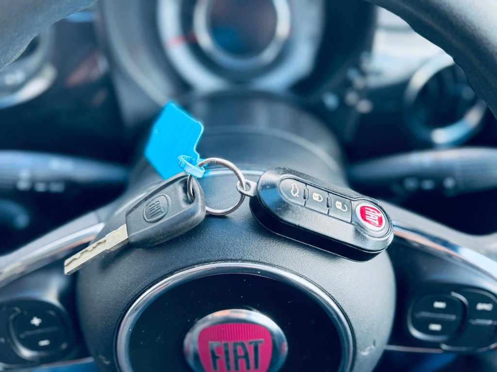 Used Fiat 500 2016 for sale - 77890922: Photo 8