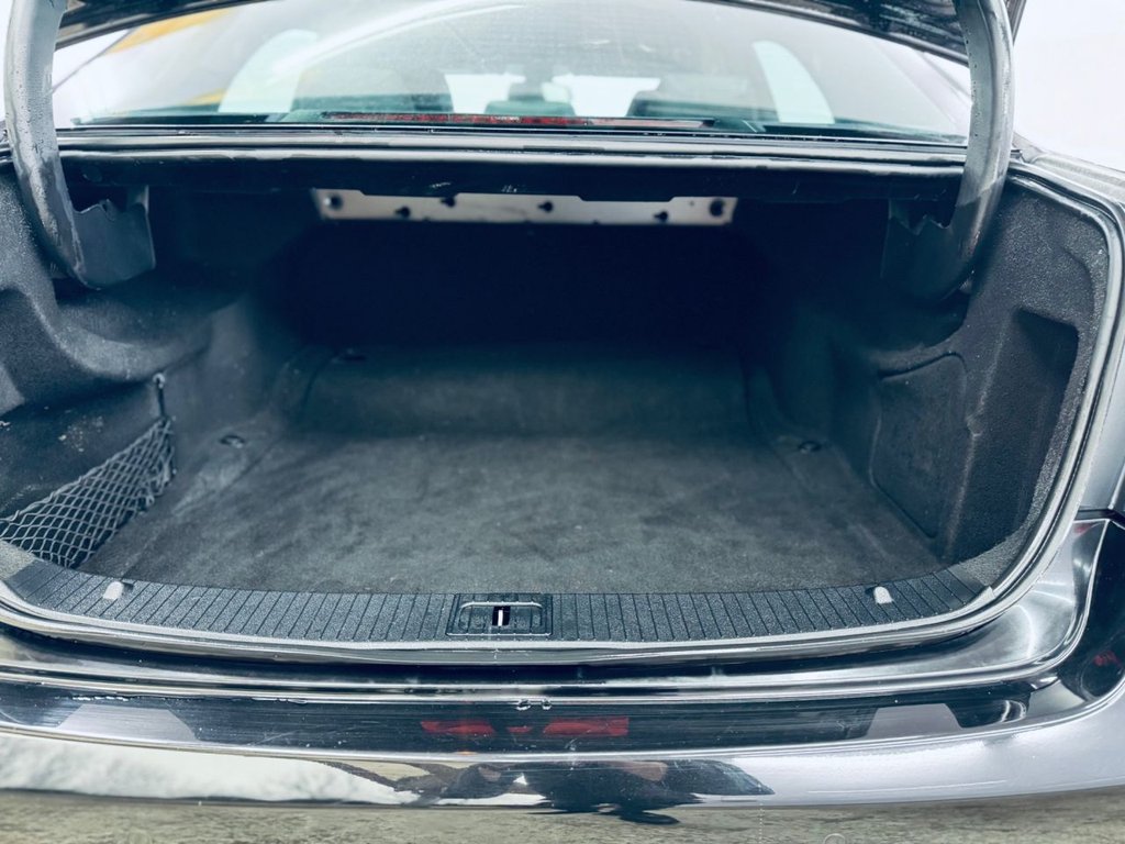 Used Mercedes-Benz E Class 2015 for sale - 77976517: Photo 25