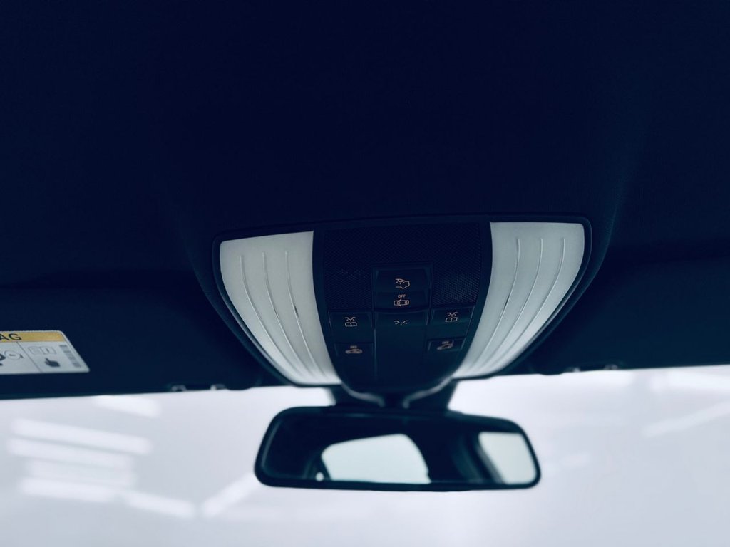 Used Mercedes-Benz E Class 2015 for sale - 77976517: Photo 33