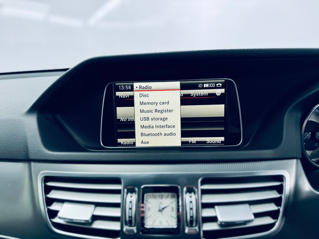 Used Mercedes-Benz E Class 2015 for sale - 77976517: Photo 49