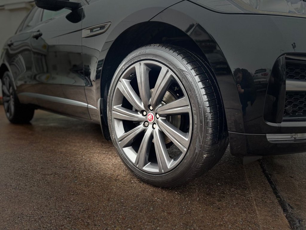 Used Jaguar F-Pace 2017 for sale - 77193452: Photo 11