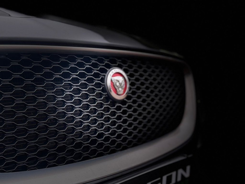 Used Jaguar F-Pace 2017 for sale - 77193452: Photo 13