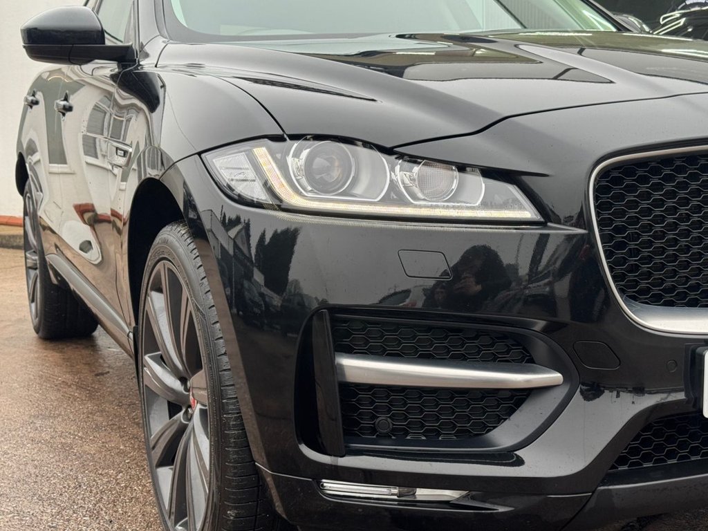 Used Jaguar F-Pace 2017 for sale - 77193452: Photo 14