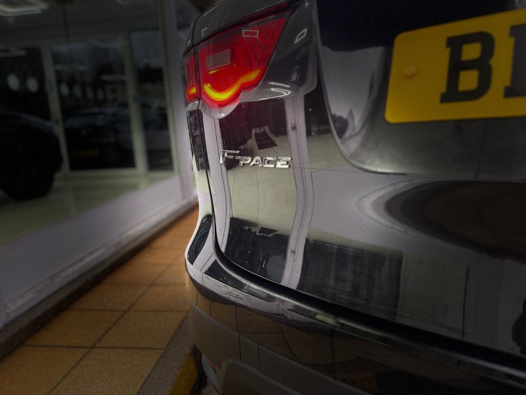 Used Jaguar F-Pace 2017 for sale - 77193452: Photo 18