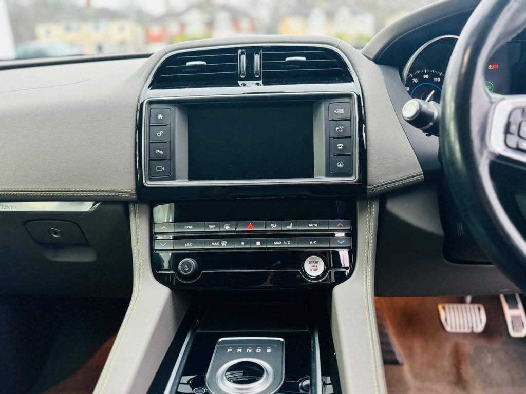 Used Jaguar F-Pace 2017 for sale - 77193452: Photo 45