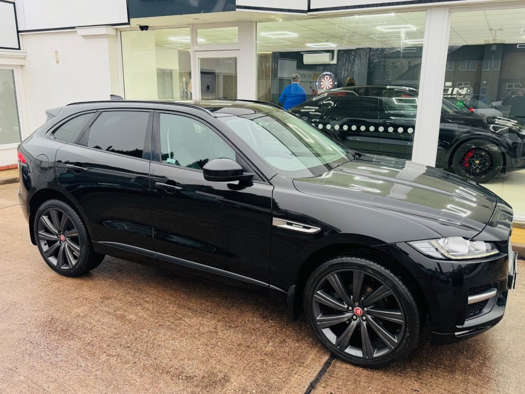 Used Jaguar F-Pace 2017 for sale - 77193452: Photo 5