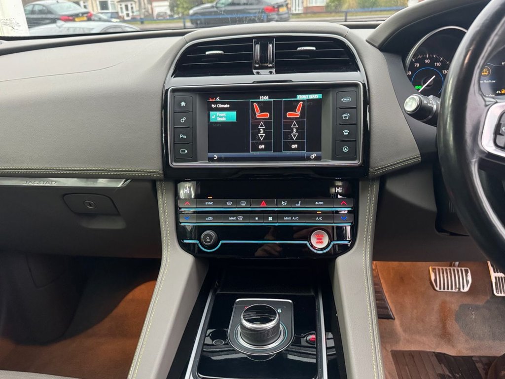 Used Jaguar F-Pace 2017 for sale - 77193452: Photo 50