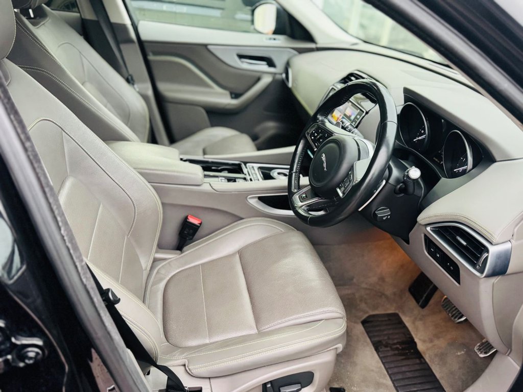 Used Jaguar F-Pace 2017 for sale - 77193452: Photo 9