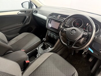 Used Volkswagen Tiguan 2019 for sale - 79385038: Photo