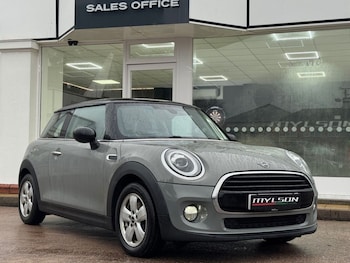 Used MINI Hatch 2018 for sale - 77188243: Photo