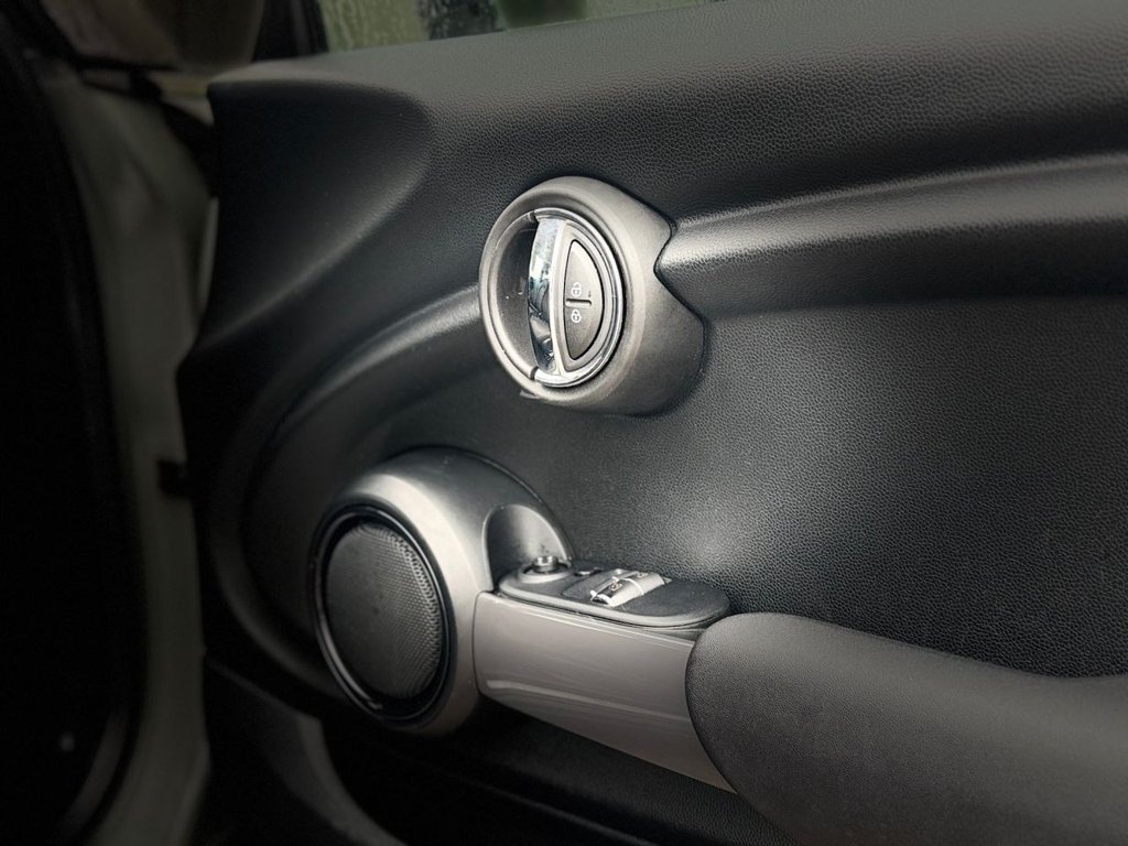 Used MINI Hatch 2018 for sale - 77188243: Photo 35