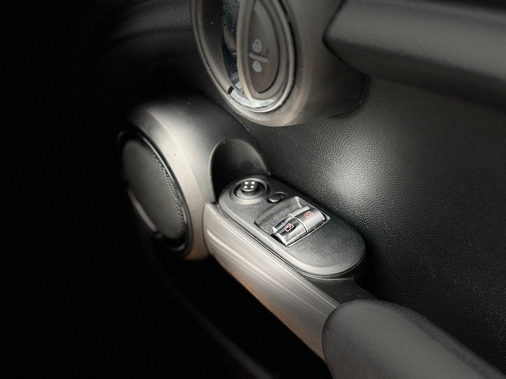 Used MINI Hatch 2018 for sale - 77188243: Photo 36